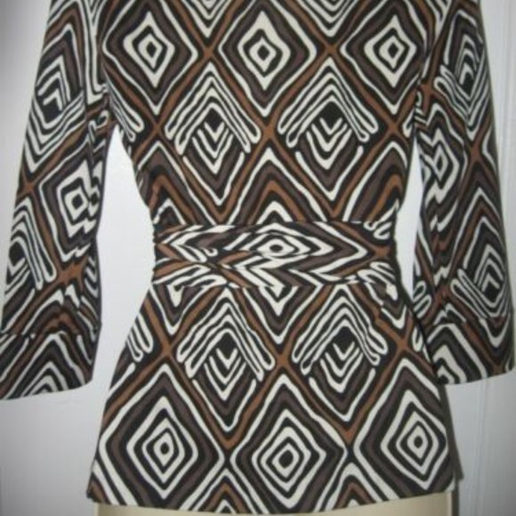 DVF Diane Von Furstenberg JILL Jersey Wrap Top Vintage Tribal Diamond Neutral - Picture 5 of 11